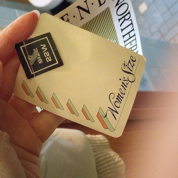 NWT Northern Scene  22W cream quilted coat, warm for winter, detachable hood - Picture 4 of 6